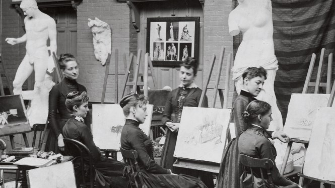 OLD-ART-CLASSROOM-Radio-cut-Copy-